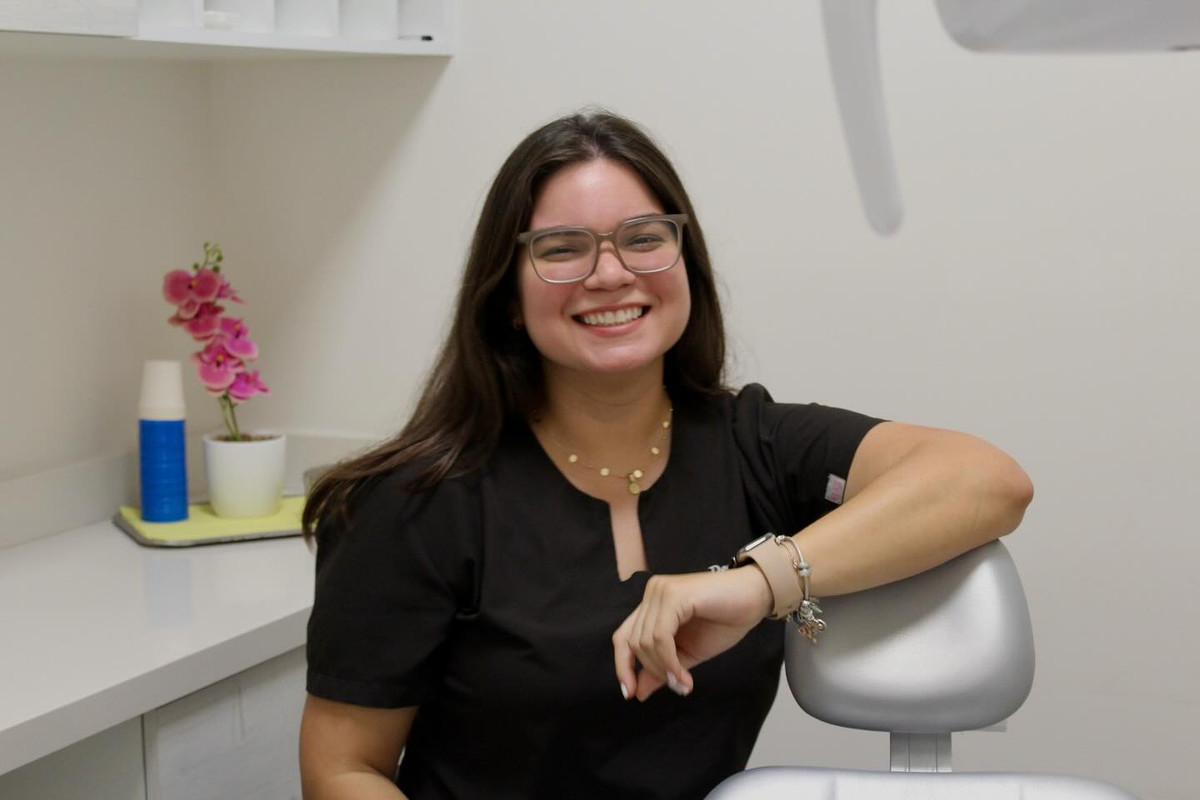 Doctora María Fernanda - Especialista en estética dental Cancún