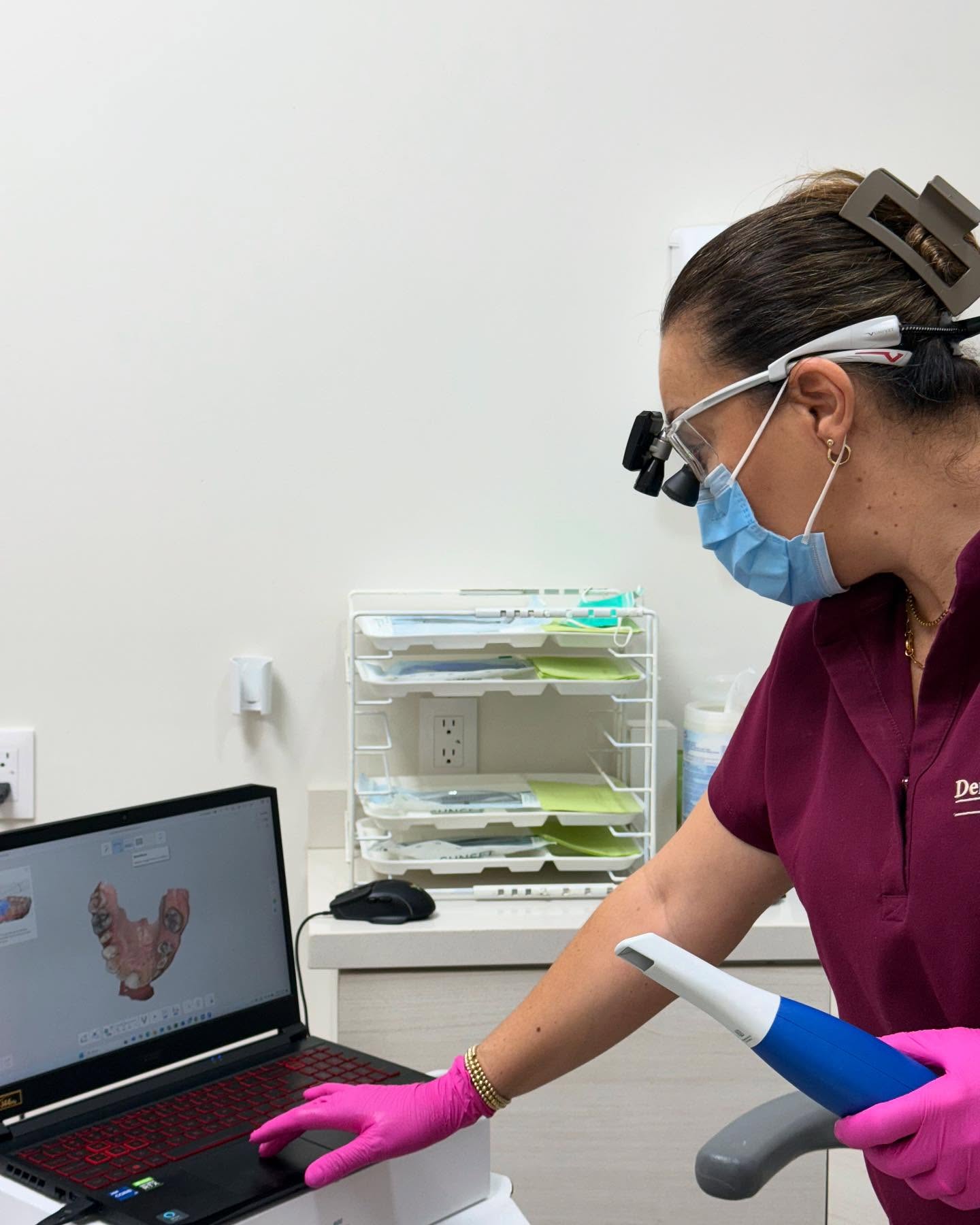 3D scanning and digital modeling at dental clinic Cancun